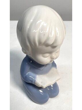 Vintage Porcelain Boy Figurine With Book In Blue & White